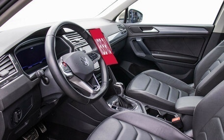 Volkswagen Tiguan II, 2021 год, 3 630 000 рублей, 10 фотография