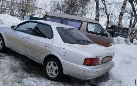 Toyota Vista, 1995 год, 220 000 рублей, 1 фотография