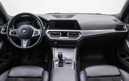 BMW 3 серия, 2020 год, 3 960 000 рублей, 13 фотография