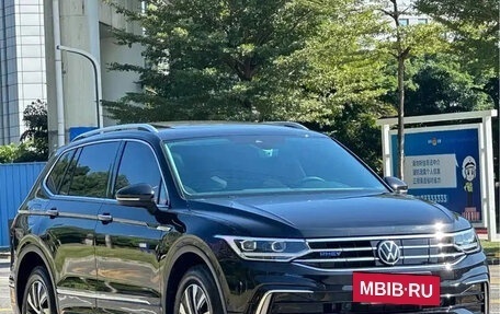 Volkswagen Tiguan II, 2022 год, 2 299 123 рублей, 3 фотография