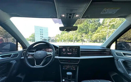Volkswagen Tiguan II, 2022 год, 2 299 123 рублей, 9 фотография