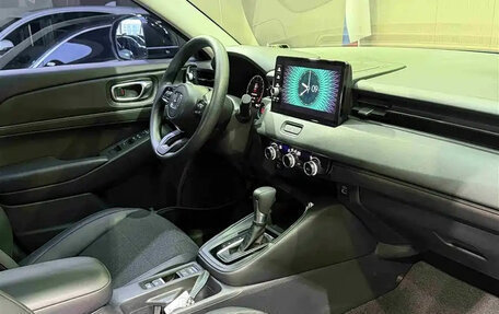 Honda Vezel, 2023 год, 1 790 017 рублей, 11 фотография