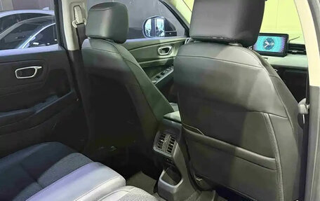 Honda Vezel, 2023 год, 1 790 017 рублей, 13 фотография