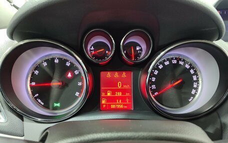 Opel Mokka I, 2013 год, 1 290 000 рублей, 12 фотография