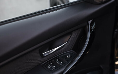 BMW 3 серия, 2018 год, 2 099 000 рублей, 20 фотография