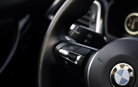 BMW 3 серия, 2018 год, 2 099 000 рублей, 15 фотография