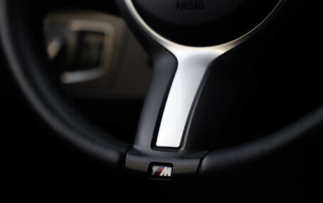 BMW 3 серия, 2018 год, 2 099 000 рублей, 14 фотография