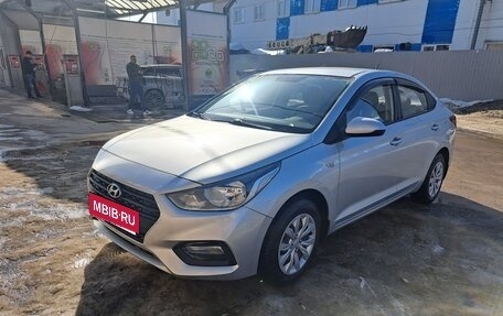 Hyundai Solaris II рестайлинг, 2018 год, 1 230 000 рублей, 1 фотография