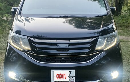 Honda Stepwgn IV, 2017 год, 1 900 000 рублей, 1 фотография