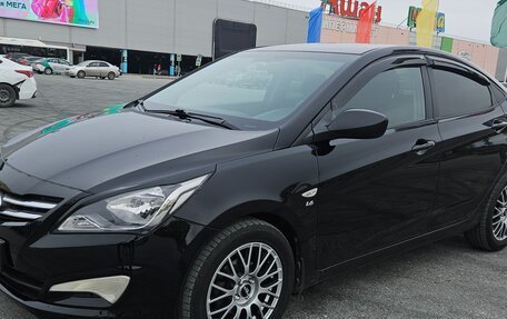 Hyundai Solaris II рестайлинг, 2015 год, 1 130 000 рублей, 1 фотография