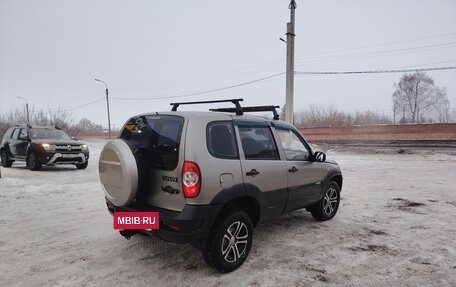 Chevrolet Niva I рестайлинг, 2010 год, 410 000 рублей, 4 фотография