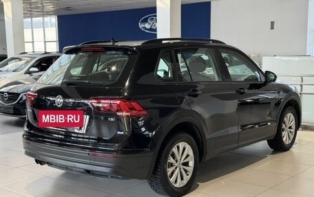 Volkswagen Tiguan II, 2017 год, 1 850 000 рублей, 4 фотография
