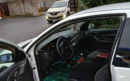 Ford Focus IV, 2001 год, 265 000 рублей, 3 фотография