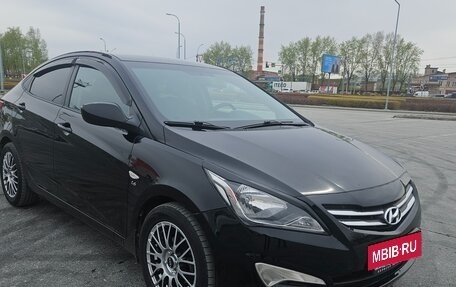Hyundai Solaris II рестайлинг, 2015 год, 1 130 000 рублей, 3 фотография