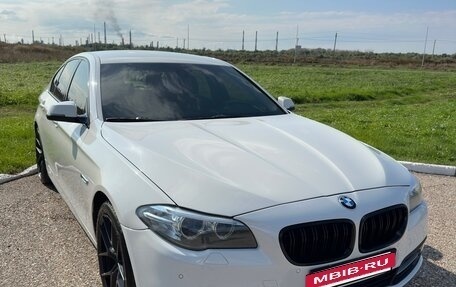 BMW 5 серия, 2014 год, 2 090 000 рублей, 13 фотография