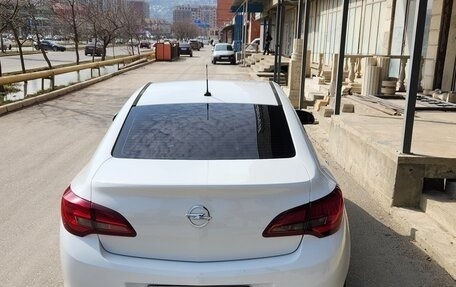 Opel Astra J, 2013 год, 650 000 рублей, 1 фотография