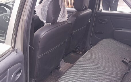 Renault Logan I, 2013 год, 500 000 рублей, 8 фотография