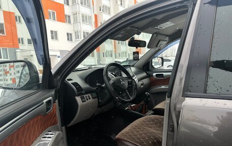 Mitsubishi Pajero Sport II рестайлинг, 2012 год, 2 000 000 рублей, 7 фотография