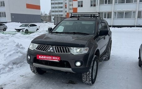 Mitsubishi Pajero Sport II рестайлинг, 2012 год, 2 000 000 рублей, 6 фотография