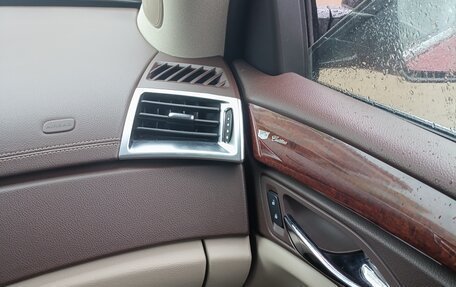 Cadillac SRX II рестайлинг, 2015 год, 1 700 000 рублей, 15 фотография