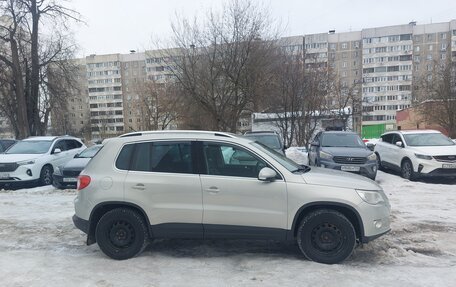 Volkswagen Tiguan I, 2010 год, 850 000 рублей, 6 фотография