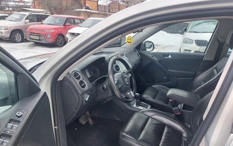 Volkswagen Tiguan I, 2010 год, 850 000 рублей, 19 фотография