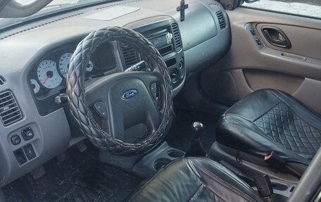 Ford Escape II, 2001 год, 250 000 рублей, 4 фотография