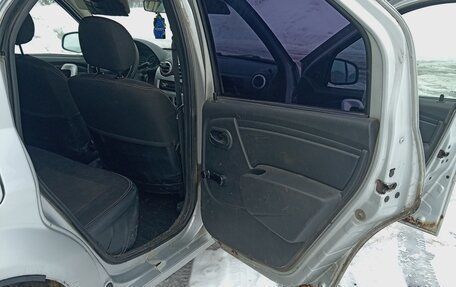 Renault Logan I, 2013 год, 400 000 рублей, 8 фотография