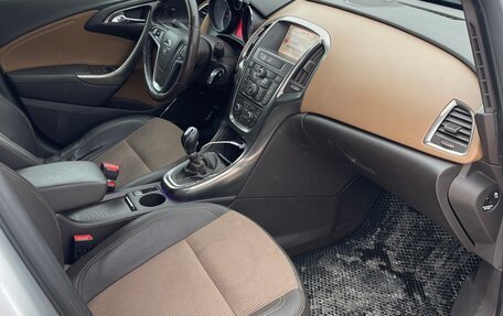 Opel Astra J, 2012 год, 761 000 рублей, 10 фотография