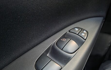 Nissan Tiida, 2015 год, 990 000 рублей, 10 фотография