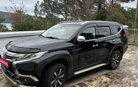 Mitsubishi Pajero Sport III рестайлинг, 2017 год, 2 600 000 рублей, 1 фотография