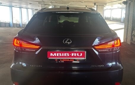 Lexus RX IV рестайлинг, 2020 год, 5 700 000 рублей, 3 фотография