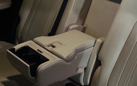 Lexus RX IV рестайлинг, 2020 год, 5 700 000 рублей, 31 фотография