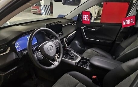 Toyota RAV4, 2023 год, 4 250 000 рублей, 8 фотография