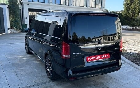 Mercedes-Benz V-Класс, 2023 год, 8 600 000 рублей, 5 фотография