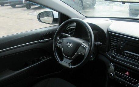 Hyundai Elantra VI рестайлинг, 2017 год, 1 370 000 рублей, 13 фотография