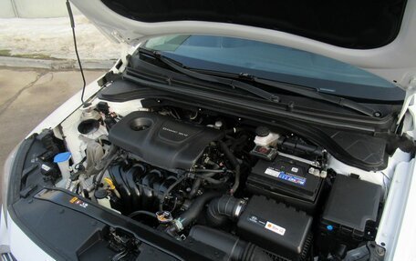 Hyundai Elantra VI рестайлинг, 2017 год, 1 370 000 рублей, 19 фотография