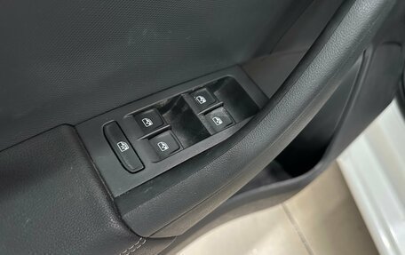 Volkswagen Polo VI (EU Market), 2021 год, 1 920 000 рублей, 14 фотография