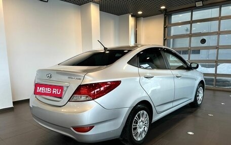 Hyundai Solaris II рестайлинг, 2012 год, 690 000 рублей, 3 фотография
