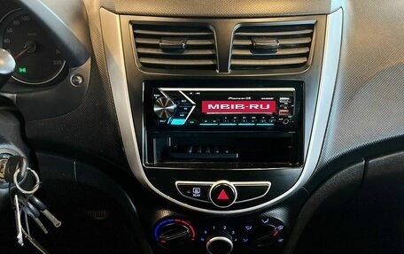 Hyundai Solaris II рестайлинг, 2012 год, 690 000 рублей, 13 фотография