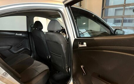 Hyundai Solaris II рестайлинг, 2012 год, 690 000 рублей, 17 фотография