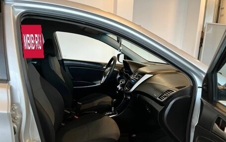 Hyundai Solaris II рестайлинг, 2012 год, 690 000 рублей, 26 фотография