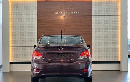 Hyundai Solaris II рестайлинг, 2011 год, 799 000 рублей, 5 фотография