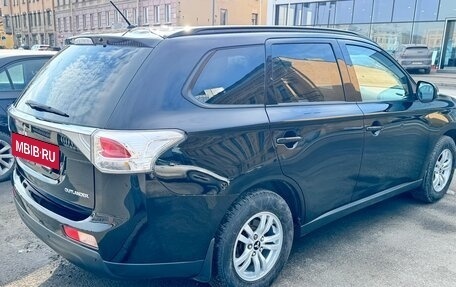 Mitsubishi Outlander III рестайлинг 3, 2012 год, 1 150 000 рублей, 4 фотография