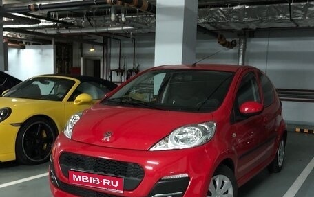 Peugeot 107 I рестайлинг, 2012 год, 800 000 рублей, 1 фотография
