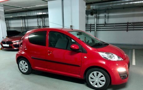 Peugeot 107 I рестайлинг, 2012 год, 800 000 рублей, 7 фотография