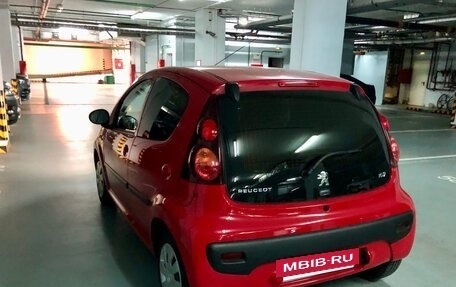 Peugeot 107 I рестайлинг, 2012 год, 800 000 рублей, 10 фотография