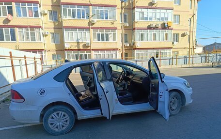 Volkswagen Polo VI (EU Market), 2017 год, 900 000 рублей, 4 фотография