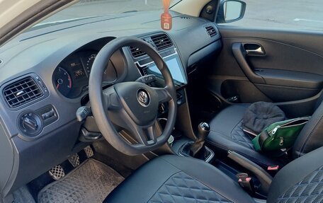 Volkswagen Polo VI (EU Market), 2017 год, 900 000 рублей, 9 фотография