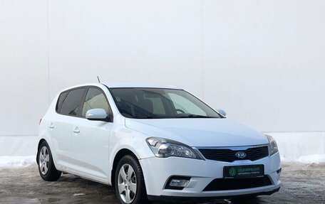 KIA cee'd I рестайлинг, 2010 год, 620 000 рублей, 3 фотография
